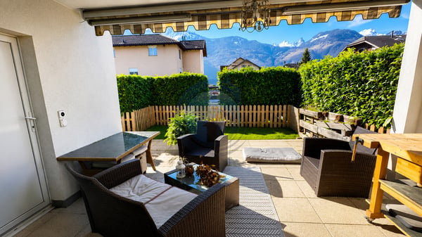 BEAU DUPLEX D'ANGLE DE 4,5 PIECES AVEC TERRASSE ET JARDIN PRIVATIF 9