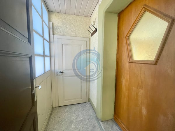BEL APPARTEMENT DE 2,5 PIÈCES AU COEUR DE PORSEL 12