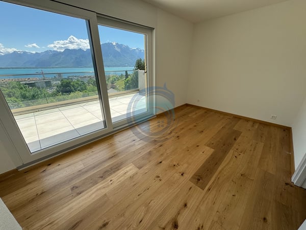 APPARTEMENT DE 2,5 PIÈCES EN ATTIQUE AVEC VUE PANORAMIQUE SUR LE LAC 5