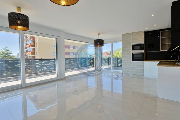 MAGNIFIQUE APPARTEMENT DE STANDING DE 4,5 PIÈCES AVEC BALCONS 1