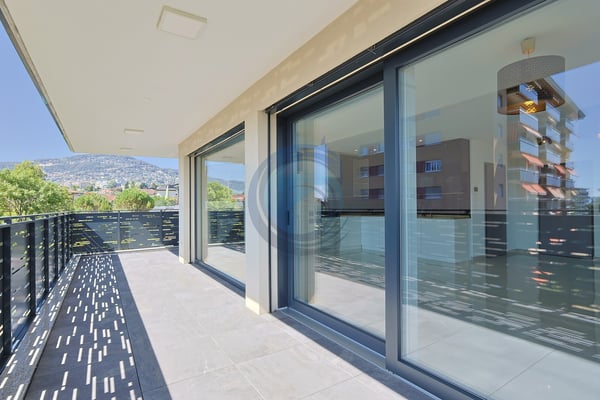 MAGNIFIQUE APPARTEMENT DE STANDING DE 4,5 PIÈCES AVEC BALCONS 12