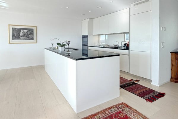 Herrliche Lage mit Seeblick: Exquisite 4 ½-Zimmer-Terrassenwohnung mit 90 m2 Traum-Terrasse 7