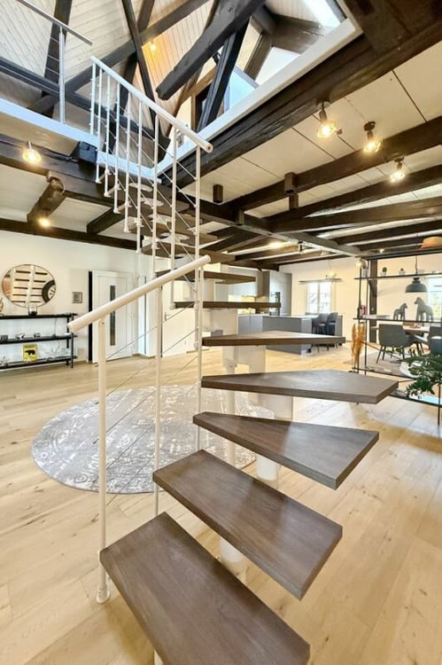 Loftartige 4.5-Zimmer-Maisonette-Wohnung 155 m2 im historischen Haus «Zum Sternen» 6