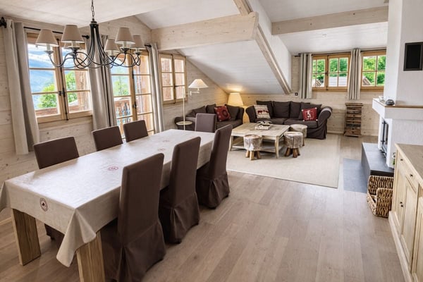 Magnifique appartement en duplex de 6.5 pièces avec SPA et piscine 1