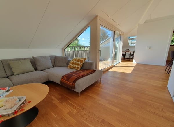 Superbe attique de 3.5 pièces avec balcon sud 9