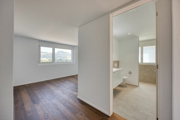 NEUBAU - 3.5 Zimmer-Wohnung mit 310 m2 Gartenanteil 3