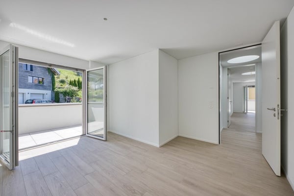 NEUBAU - Exklusive 4.5-Zimmer-Attikawohnung mit grosszügiger Terrasse und wunderschöner Aussicht 4