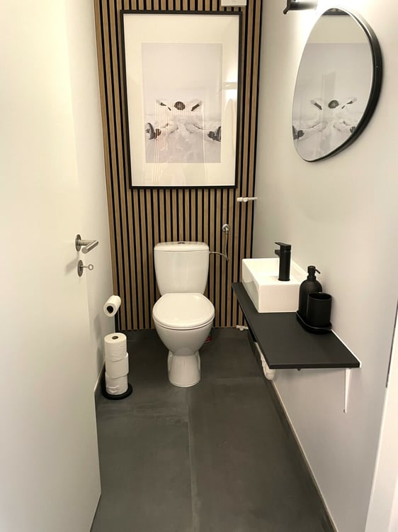 Plein Sud, 1.5 pièces, 1er étage Sud (rez-de-chaussée Nord) 9