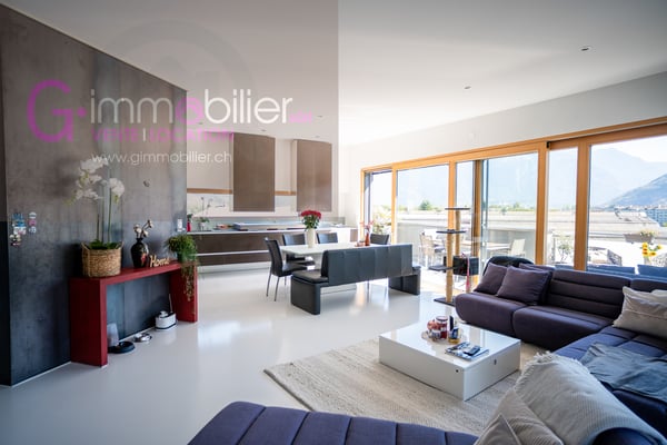 Attique de 5.5 pièces de 233m2 avec terrasse de 116m2