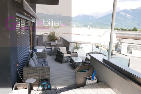 Attique de 5.5 pièces de 233m2 avec terrasse de 116m2 11