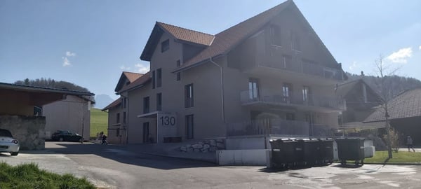 Wunderschöne 2.5-Zimmer Wohnung im Grünen Kopie 12