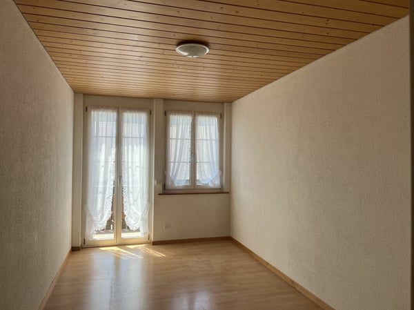 4.5-Zimmerwohnung 1. OG mit Seesicht im Zentrum von Beatenberg 7