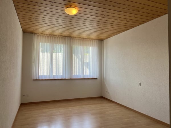 4.5-Zimmerwohnung 1. OG mit Seesicht im Zentrum von Beatenberg 8