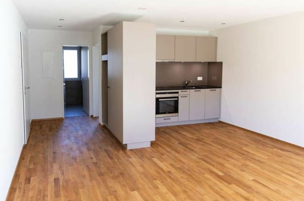 Neuwertige 2.5-Zimmerwohnung 2