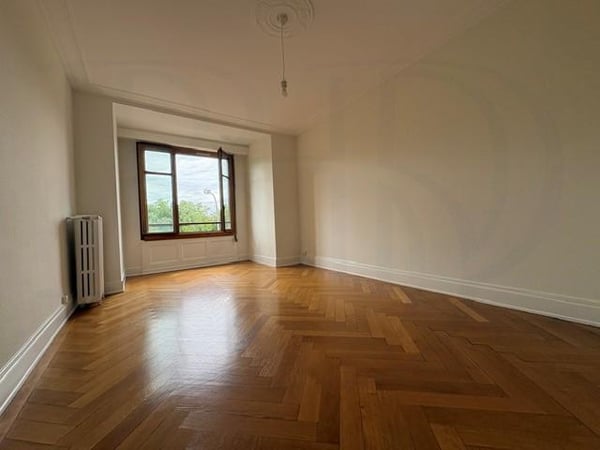 Appartement de 2.5 pièces au 2ème étage 7