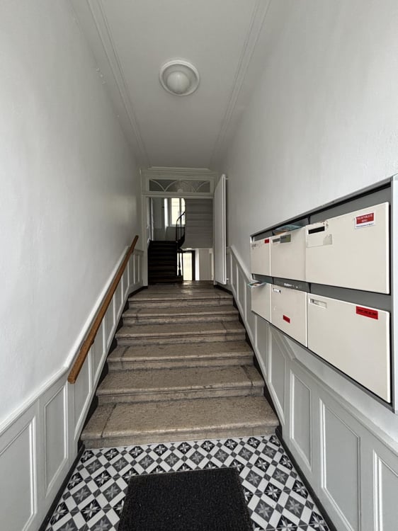 Immeuble de caractère en plein centre-ville 3