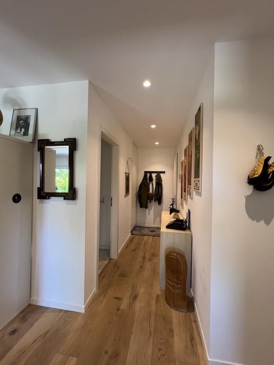 Appartement contemporain avec terrasse et jardin privatif au centre de Neuchâtel 11