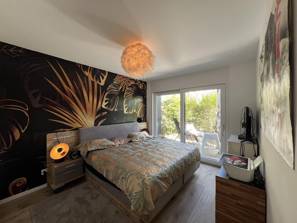 Appartement contemporain avec terrasse et jardin privatif au centre de Neuchâtel 6