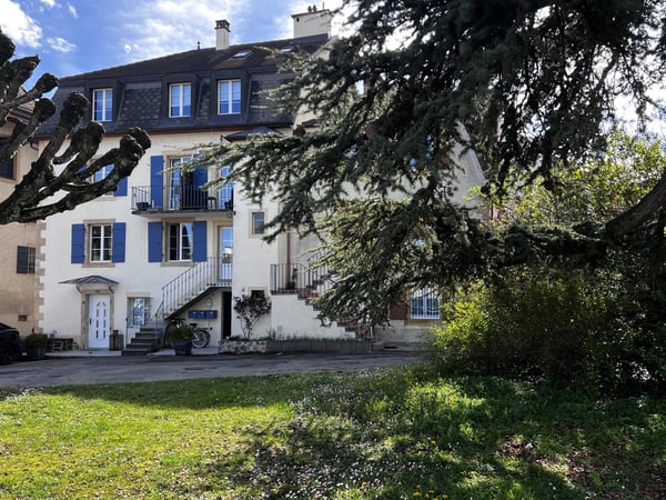 Conjuguer habitation, activité libérale ou investissement à deux pas du lac 11