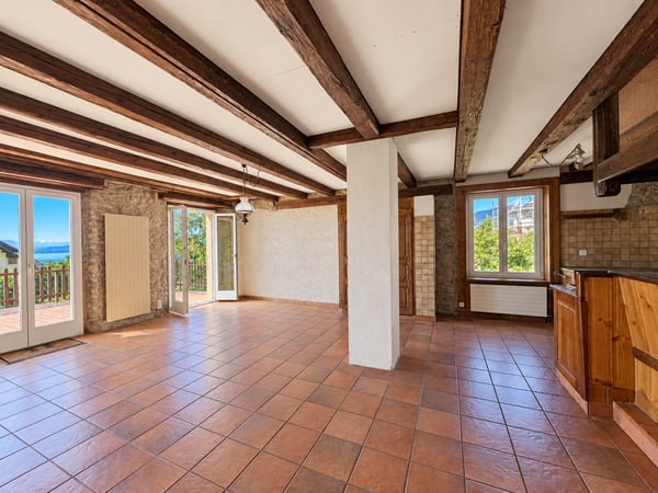 Maison villageoise avec vue: un beau potentiel à relever 5