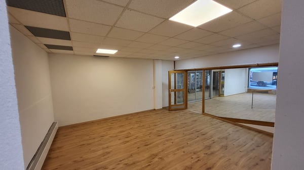Rue des Moulins 51, Neuchâtel - Lokal von 360m2 renoviert im Jahr 2025 3