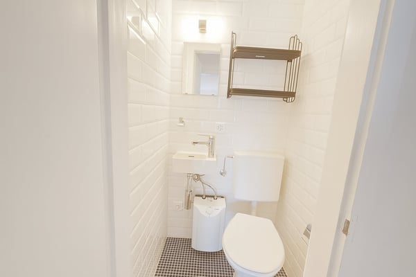 Magnifique appartement de 1 pièces rénové à Neuchâtel 9