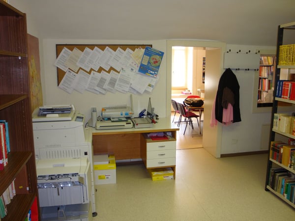 Rue de la Serre 4, Neuchâtel - Local commercial de 4 pièces au rez-de-chaussée 3