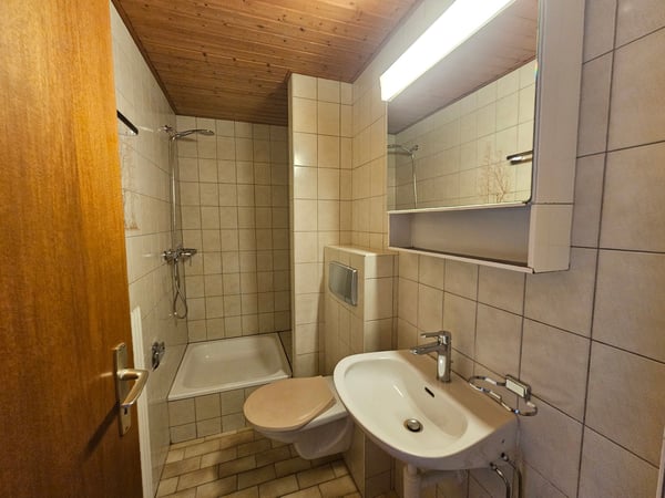 Cent-Pas 2, Corcelles - Studio cosy à louer de suite 6