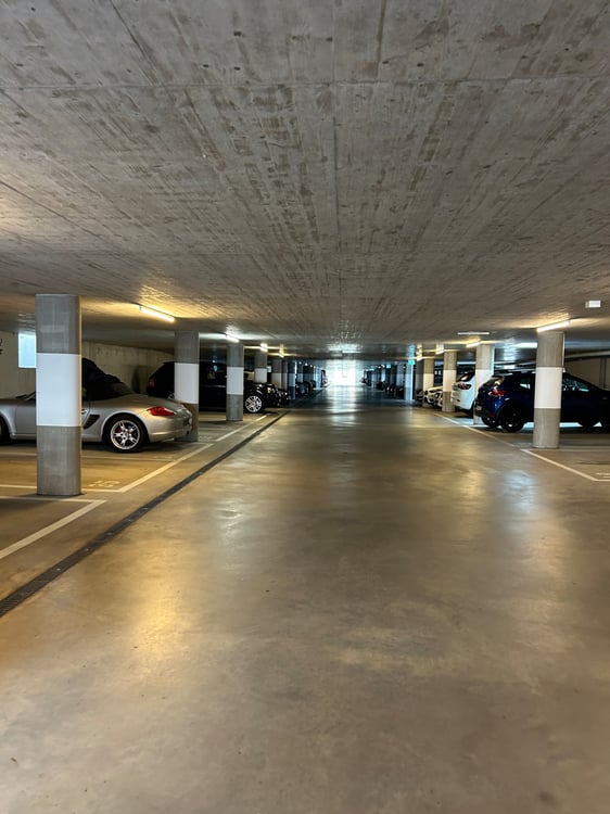 CORMINBOEUF - CLE-DES-CHAMPS - PARKING SOUTERRAIN 3