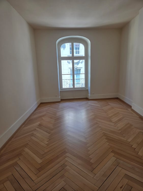 FRIBOURG - RUE DE LAUSANNE 34 - MAGNIFIQUE 5.5 PIECES  RENOVE AU 2EME 9