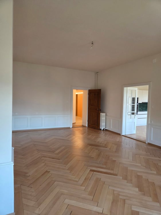 FRIBOURG - RUE DE LAUSANNE 34 - MAGNIFIQUE 5.5 PIECES  RENOVE AU 2EME 5