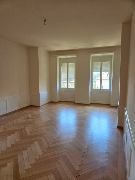 FRIBOURG - RUE DE LAUSANNE 34 - MAGNIFIQUE 5.5 PIECES  RENOVE AU 2EME 2