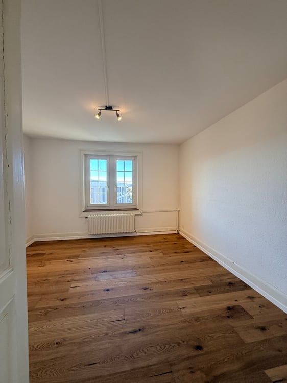 VILLARS-SUR-GLANE - RTE DE LA GLANE 109 - CHARMANT APPARTEMENT 4.5 5