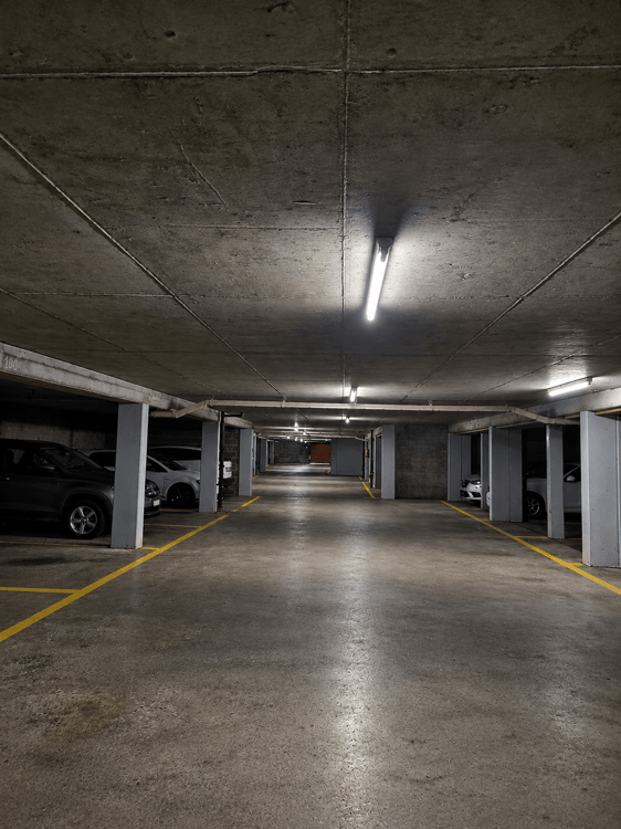 FRIBOURG - IMP. DE LA FORET 24 - EMPLACEMENT PARKING SOUTERRAIN 5