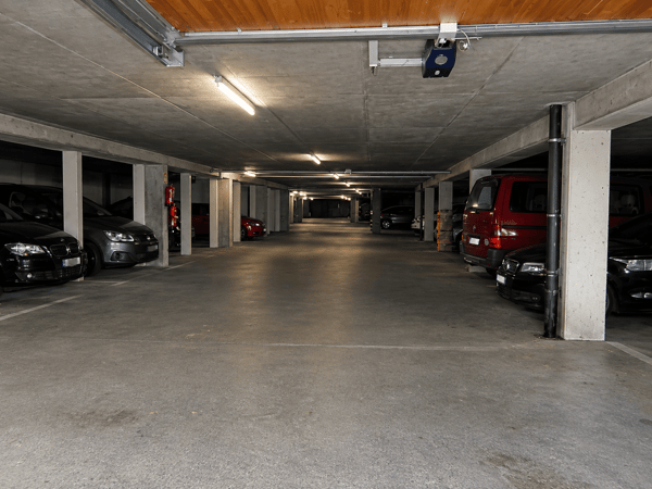 FRIBOURG - IMP. DE LA FORET 24 - EMPLACEMENT PARKING SOUTERRAIN 4