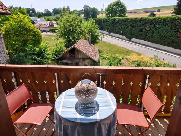 FRIBOURG - BOURGUILLON - MAGNIFIQUE APPARTEMENT DE 4.5 PIECES EN 8