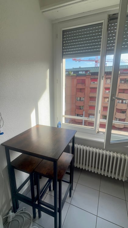 Charmant 2 pièces avec balcon 2