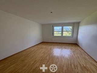 Helle und moderne Wohnung in ruhigem Quartier 6