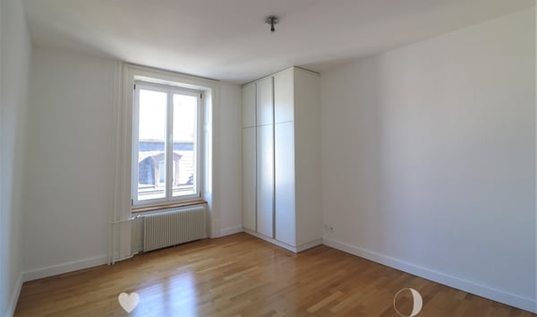 Moderne Wohnung direkt im Zentrum/Appartement moderne en plein centre 4