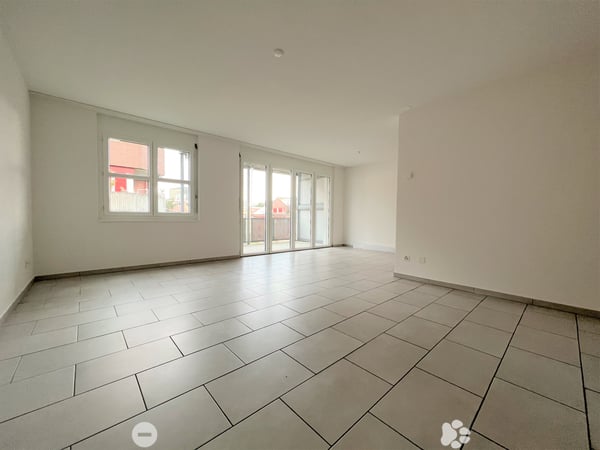 Helle 4½-Zimmerwohnung / appartement lumineux de 4½ pièces 4
