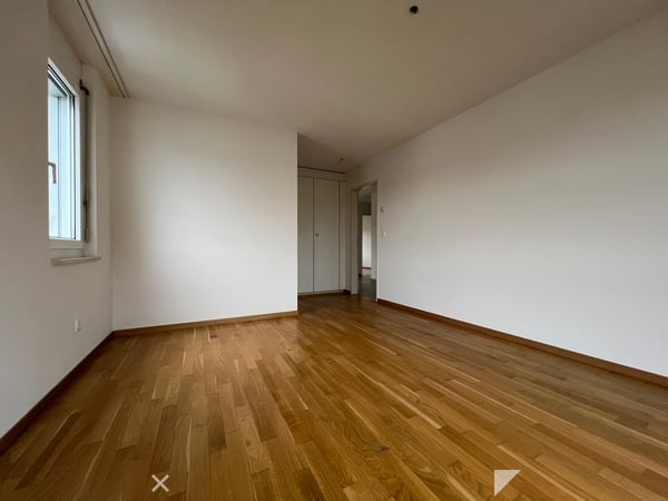 Helle 4.5-Zimmerwohnung / App. 4.5 pièce lumineux 6