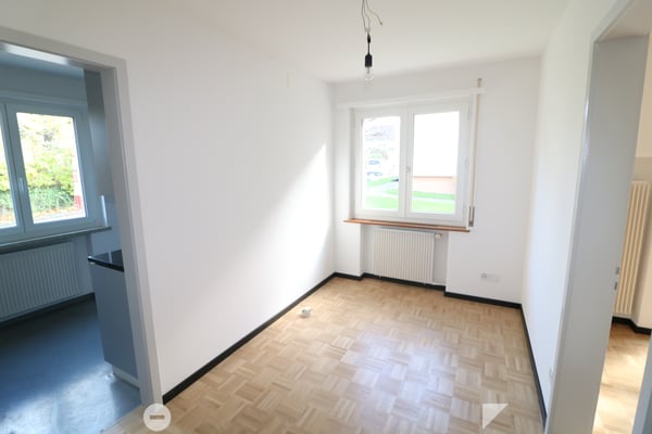 Grosszügige Wohnung mit toller Essecke und Balkon. 5
