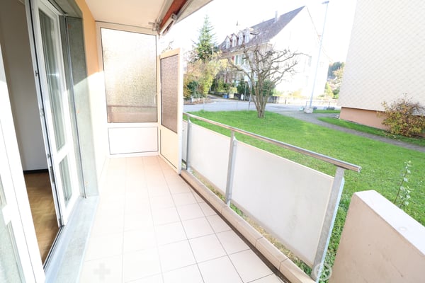 Grosszügige Wohnung mit toller Essecke und Balkon. 7