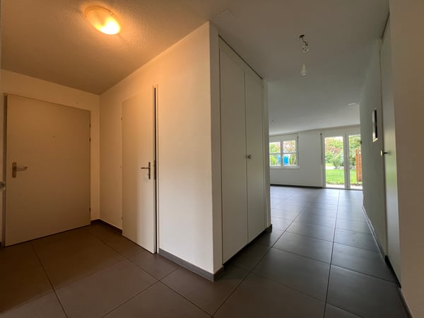 Wohnung mit Gartensitzplatz / Appartement avec terrasse 7