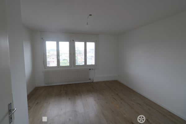 5,5 Zi. Dachwohnung mit Galerie 6