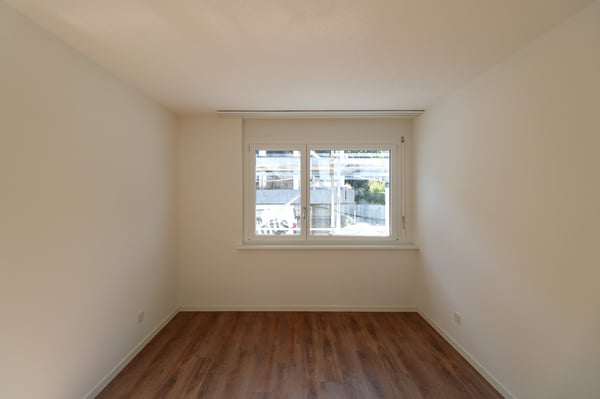 App. 3.5 pièces rez-de-chaussée / 3.5-Zimmerwohnung im Hochparterre 3
