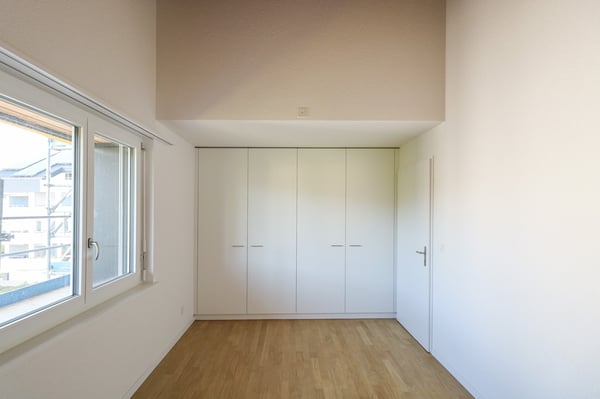 Helle Dachwohnung mit Galerie / App. mansardé lumineux avec galerie 3