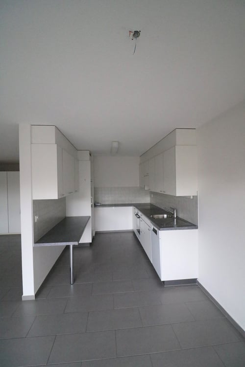 Bel appartement de 3½ pièces / Grosszügige 3½-Zimmerwohnung 2