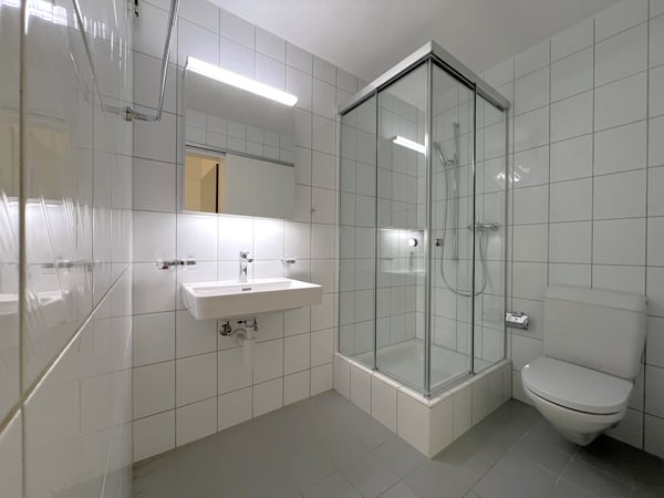 Ruhige 2.5-Zimmer-Wohnung im Grünen / App. calme de 2.5 pièces 4