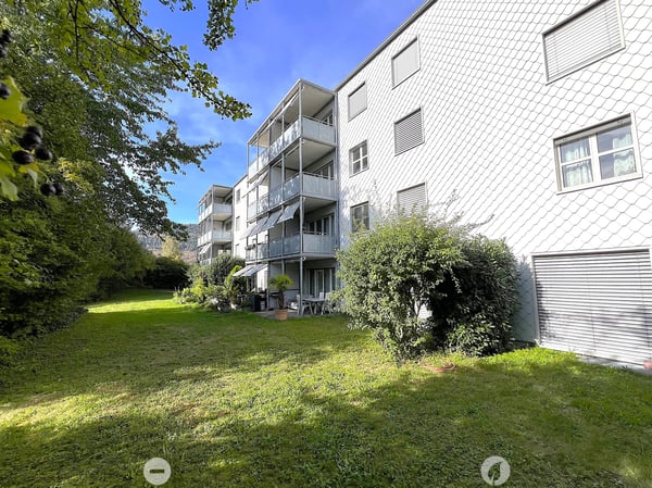 Ruhige 2.5-Zimmer-Wohnung im Grünen / App. calme de 2.5 pièces 1